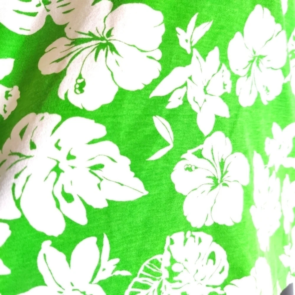 Chaps Island Fun V Neck Tee EUC ๐ด๐ฅฅโค๏ธ - Picture 7 of 8